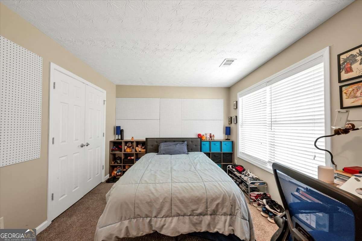 4039 Savannah Ridge Court Loganville - 32