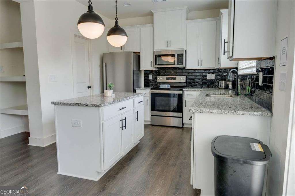 7621 Avalon Boulevard Fairburn - 7