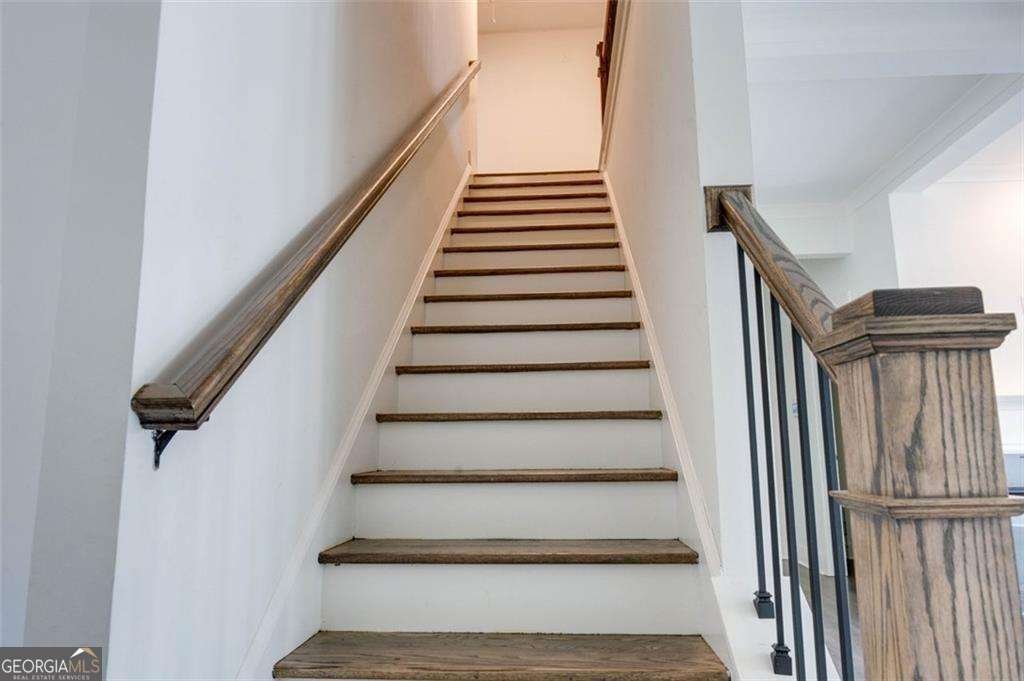 7621 Avalon Boulevard Fairburn - 9