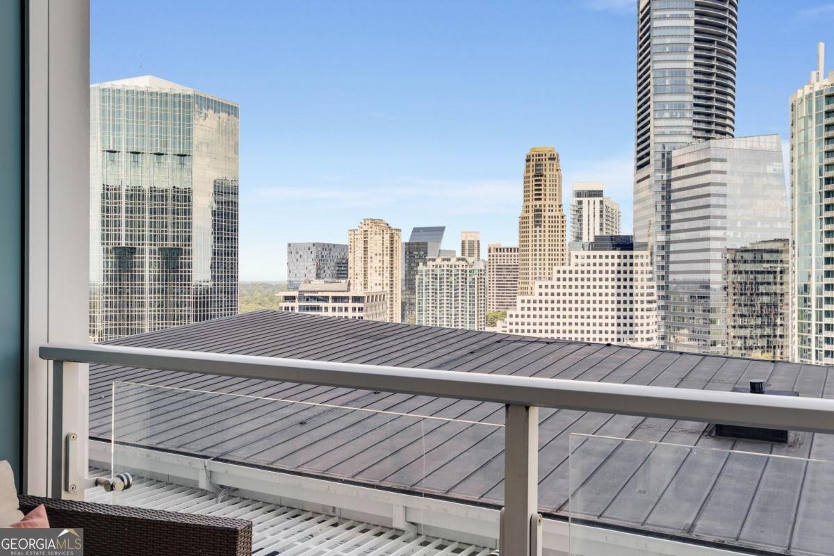 3325 Piedmont Road Atlanta - 33