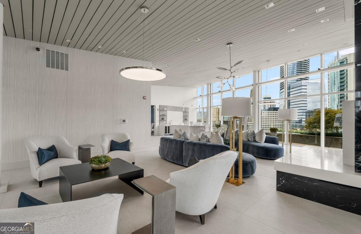 3325 Piedmont Road Atlanta - 53