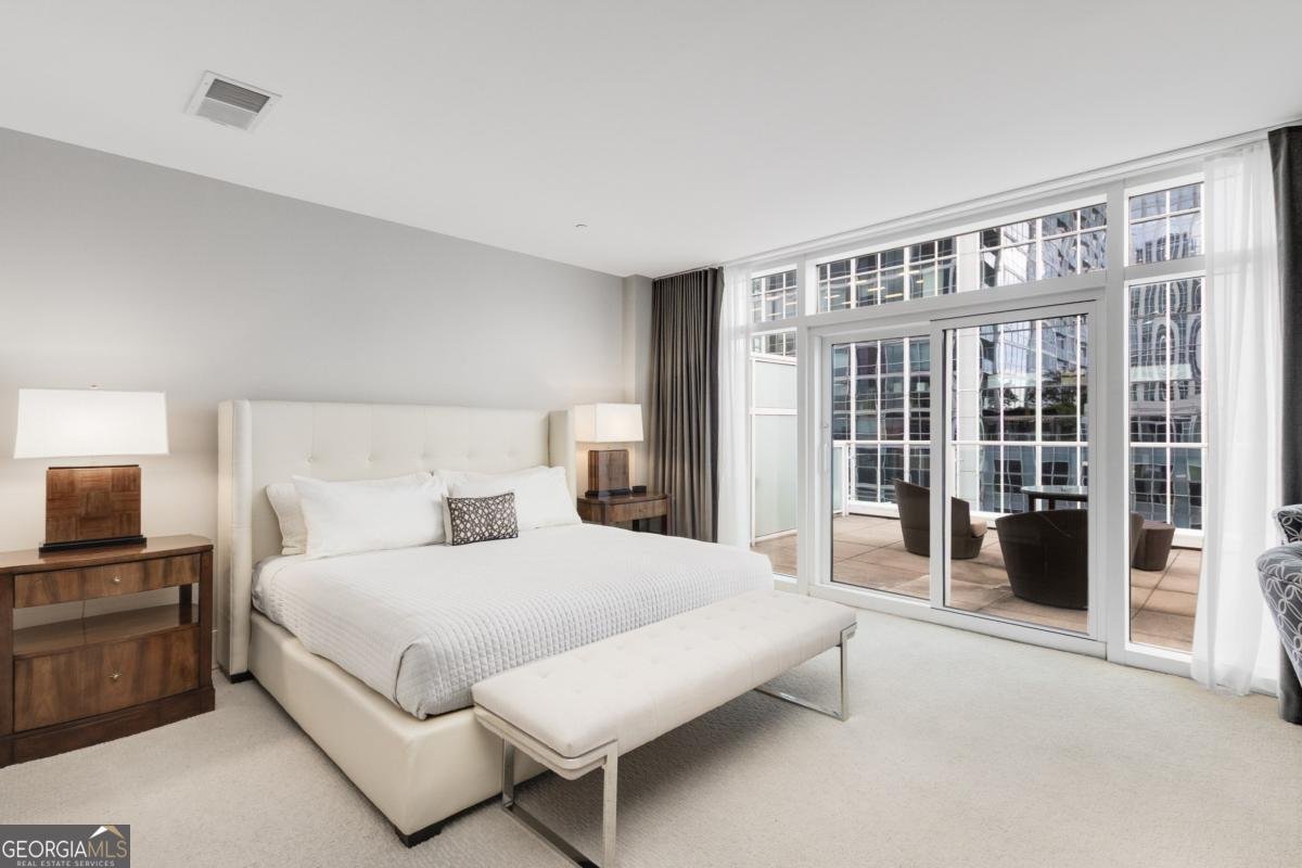 3325 Piedmont Road Atlanta - 60