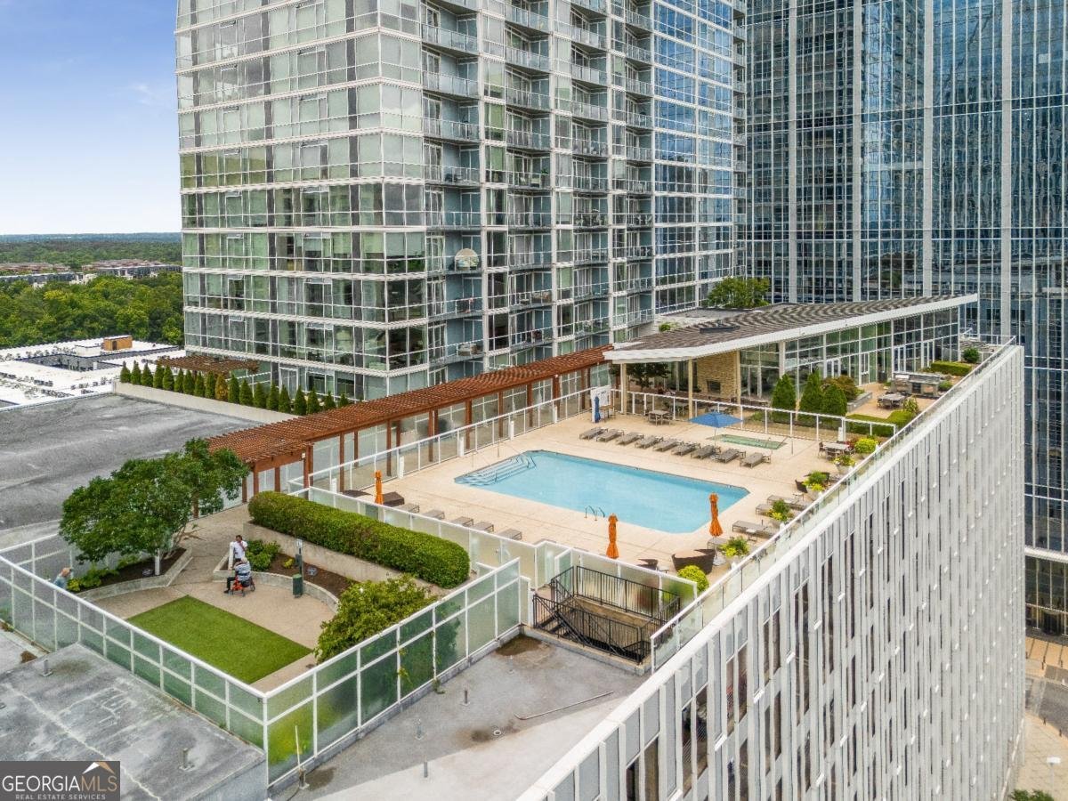 3325 Piedmont Road Atlanta - 67