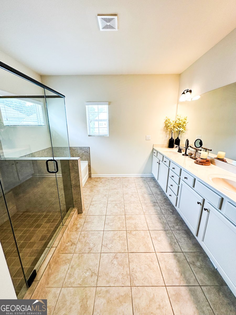 5550 Mirror Lake Drive Cumming - 25