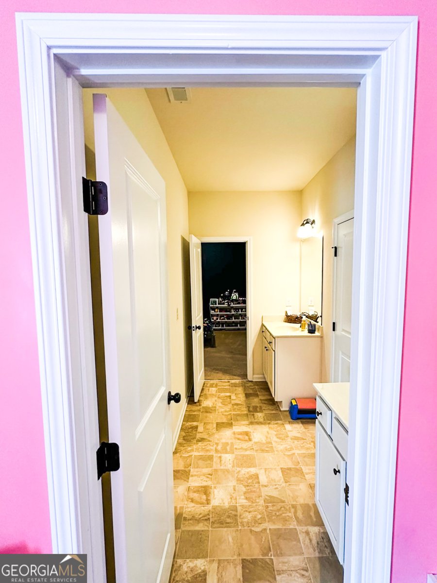 5550 Mirror Lake Drive Cumming - 33