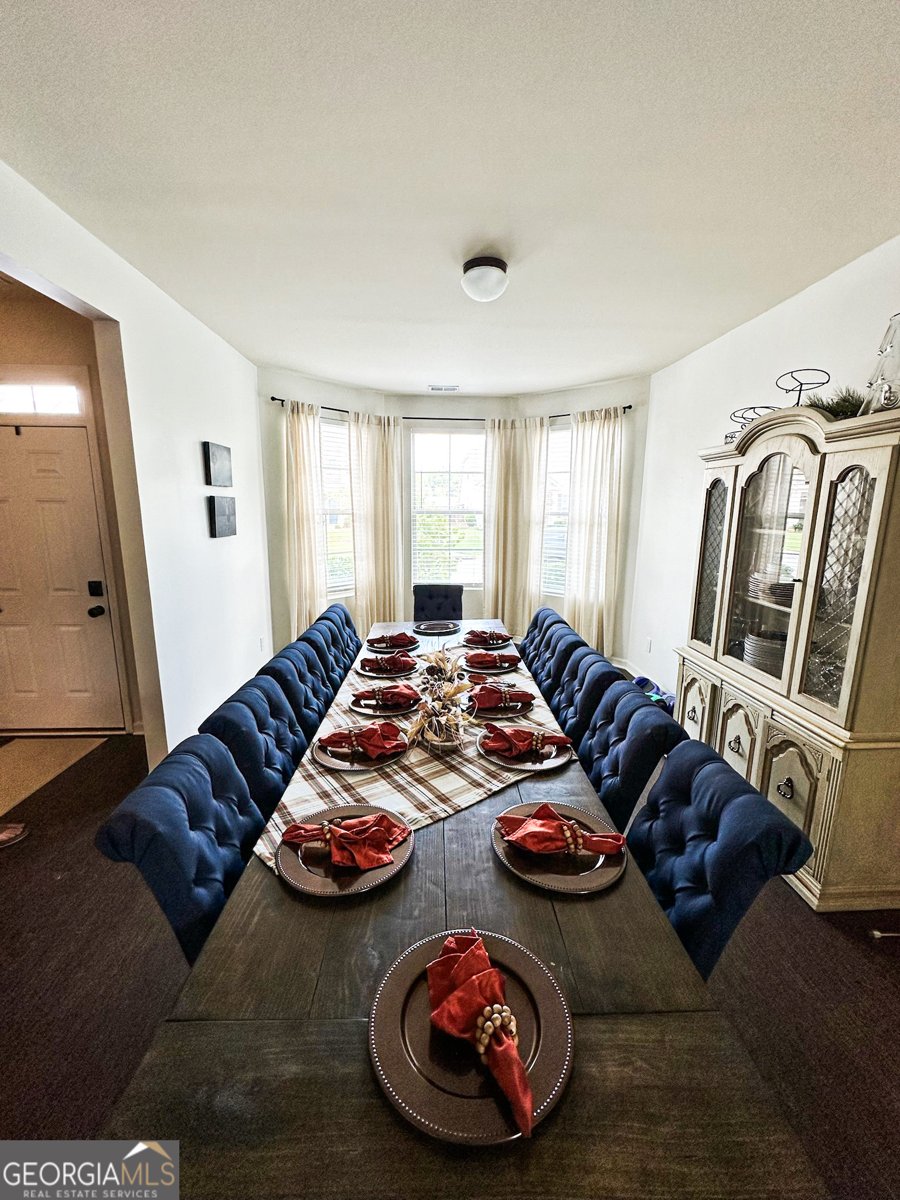 5550 Mirror Lake Drive Cumming - 5