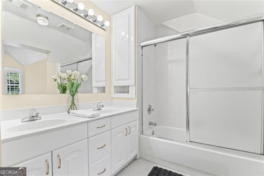5513 North Peachtree Rd Dunwoody - 35