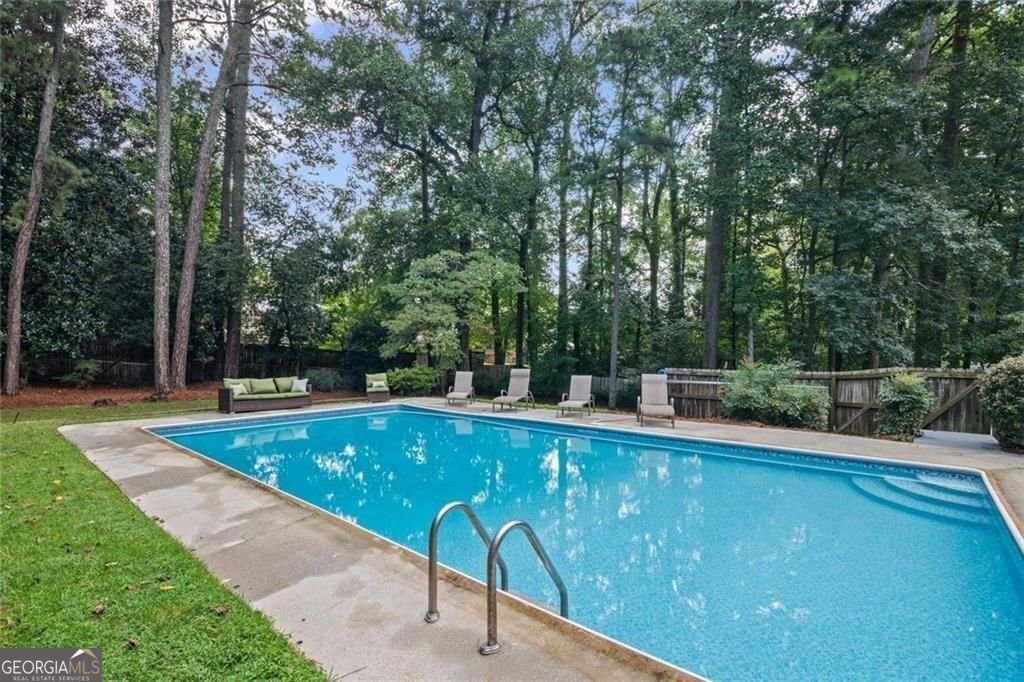 5513 North Peachtree Rd Dunwoody - 6