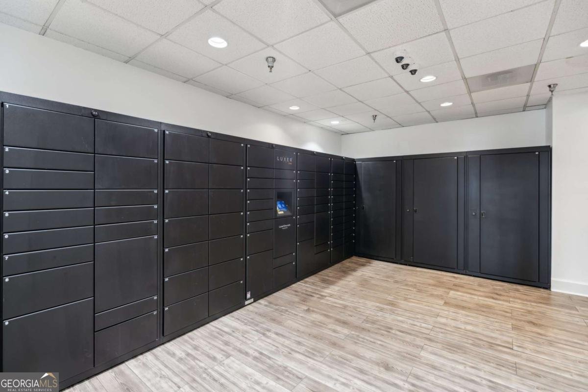 2479 Peachtree Road Atlanta - 40