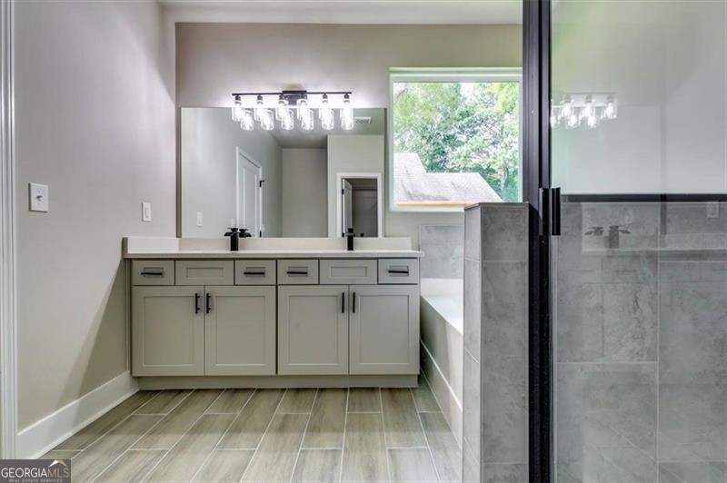 2557 CASABLANCA Drive Conyers - 13