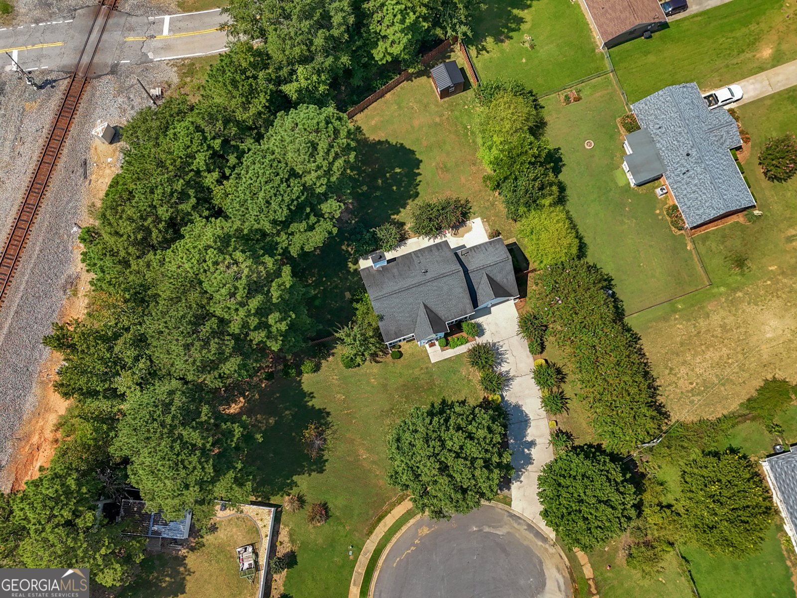 501 Grove Park Drive Locust Grove - 24