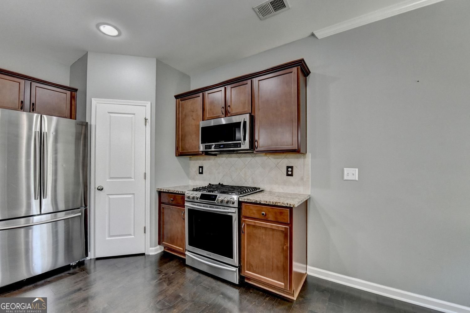 1570 Winshire Cove Alpharetta - 17