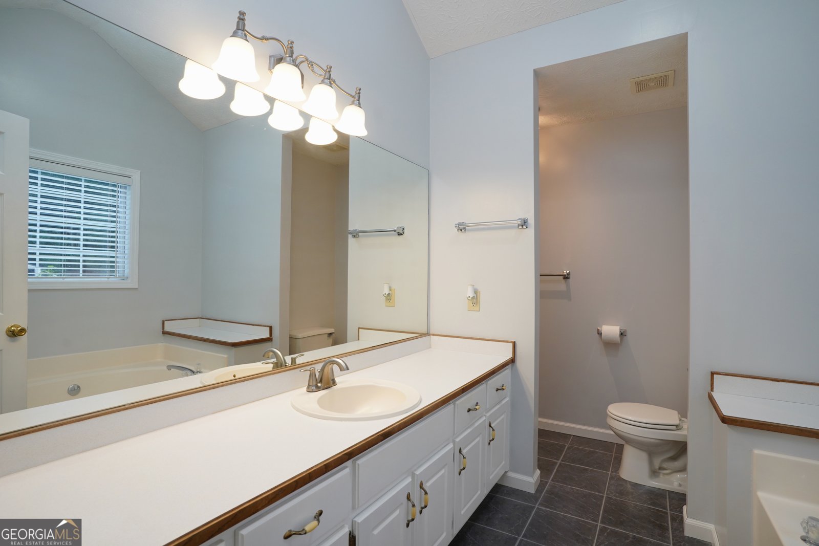 309 Clover Drive Auburn - 16