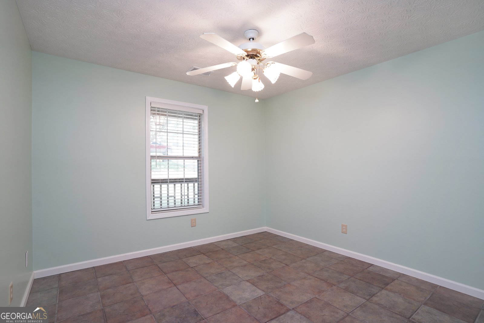 309 Clover Drive Auburn - 20