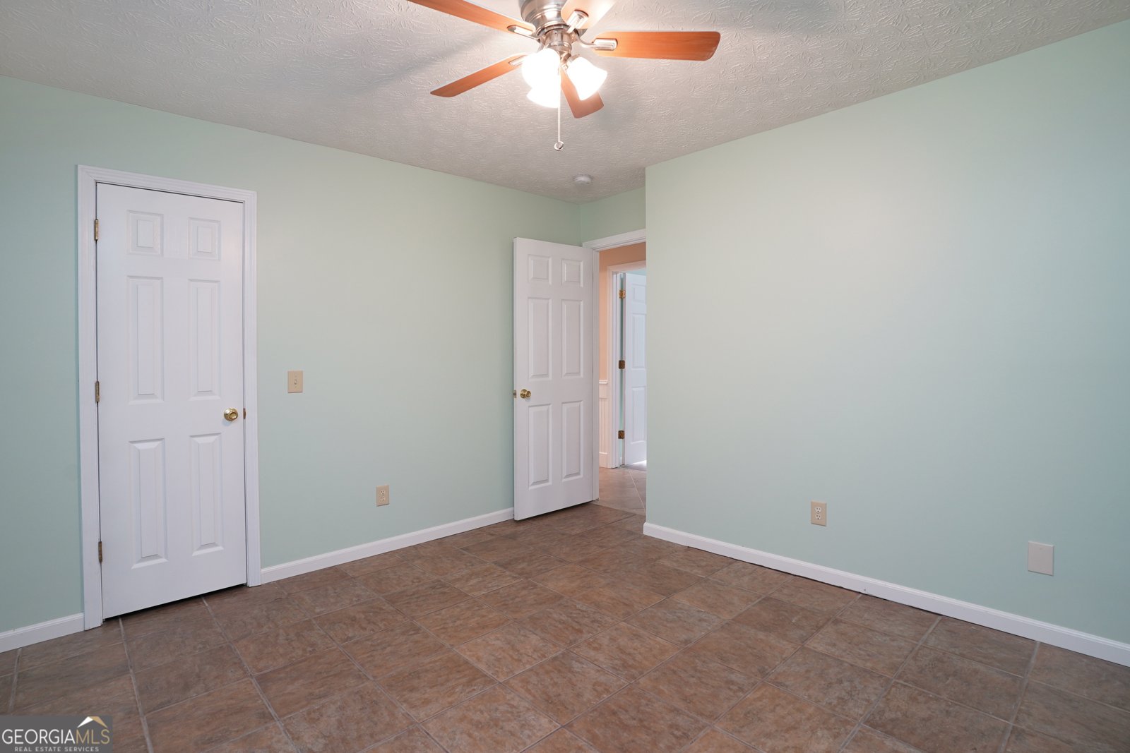 309 Clover Drive Auburn - 21