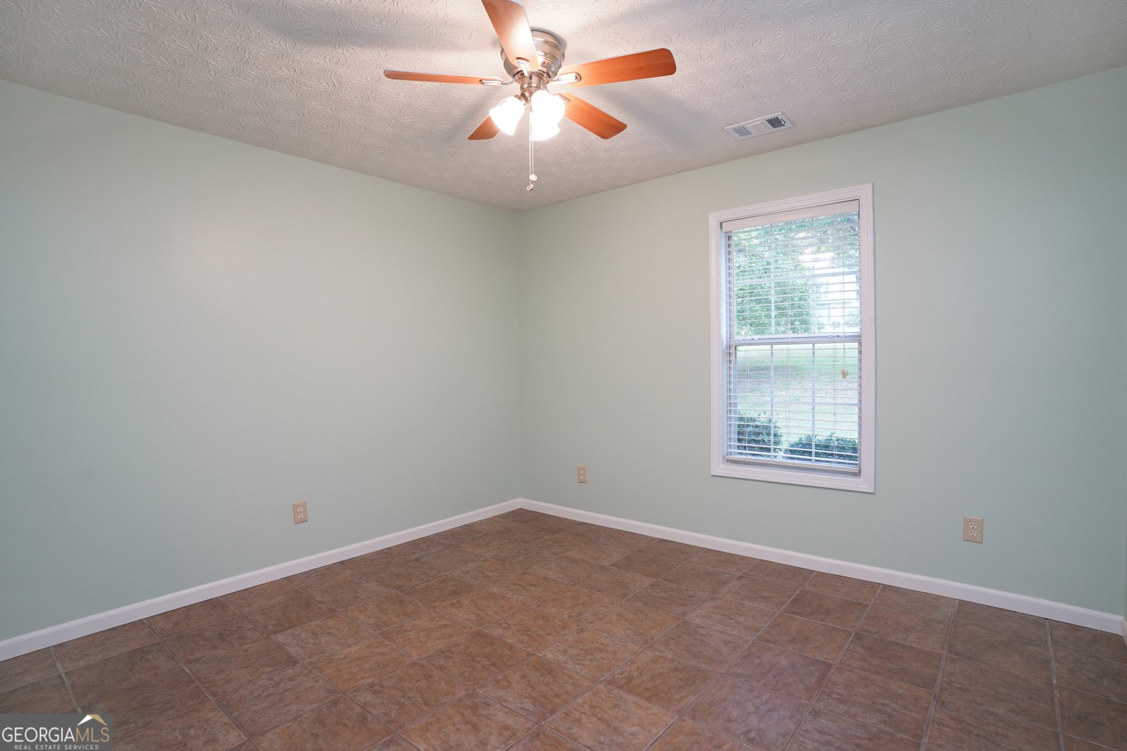 309 Clover Drive Auburn - 22