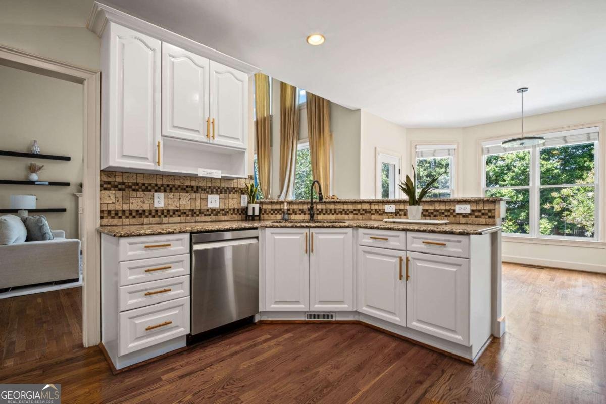 12857 Waterside Drive Alpharetta - 19