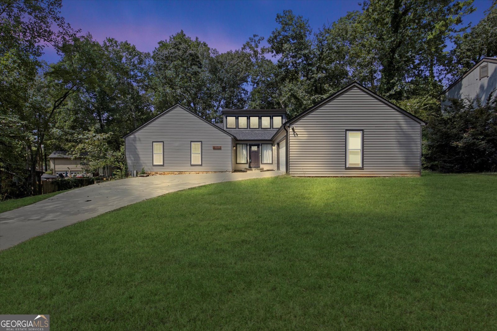 1060 Deer Chase Stone Mountain - 2