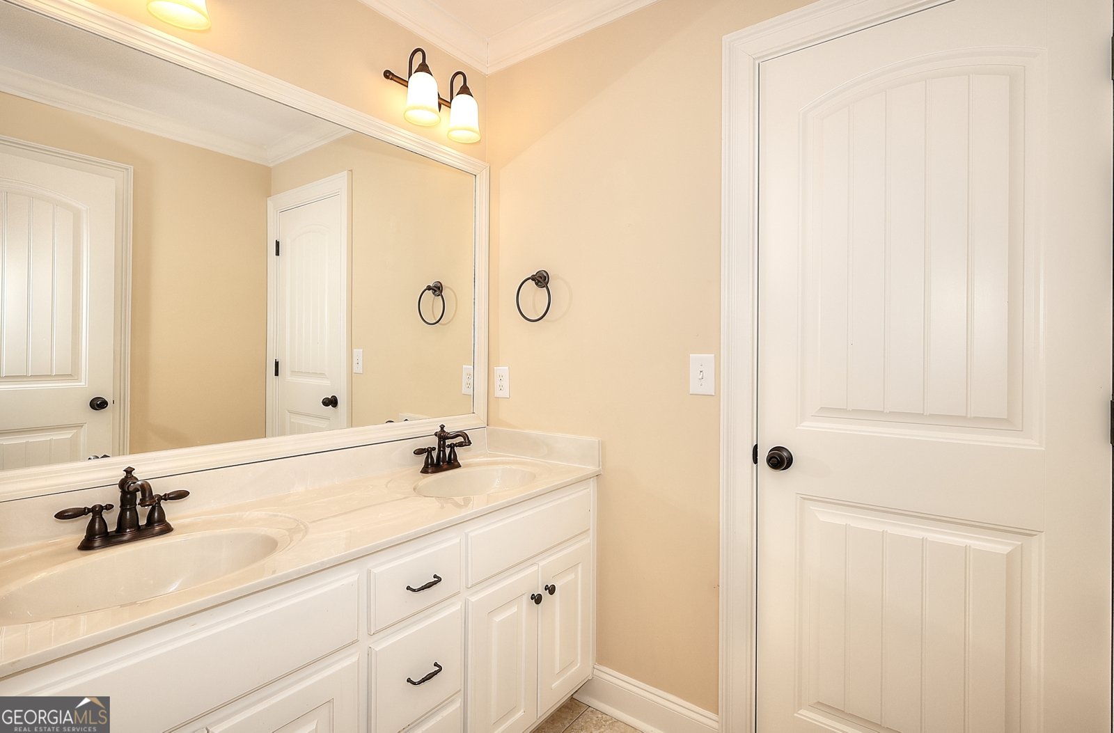 1041 Persimmon Creek Drive Bishop - 15