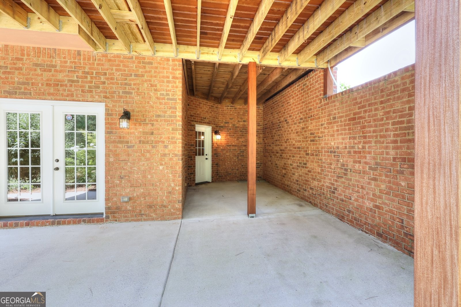 1041 Persimmon Creek Drive Bishop - 37