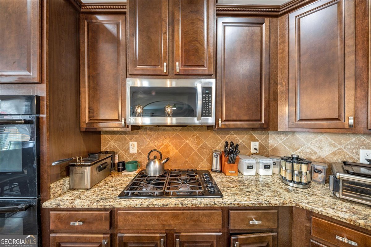 523 Besra Drive Grayson - 18