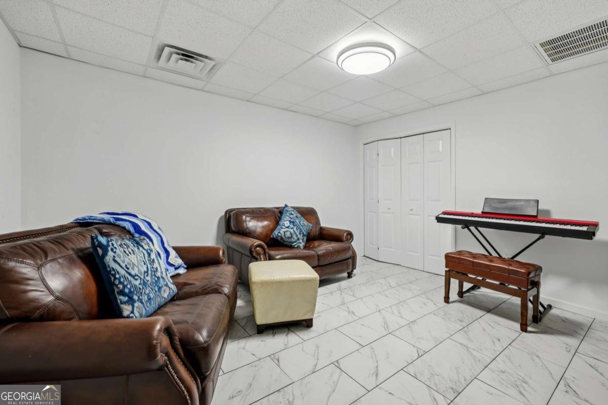 5436 Trentham Drive Atlanta - 23