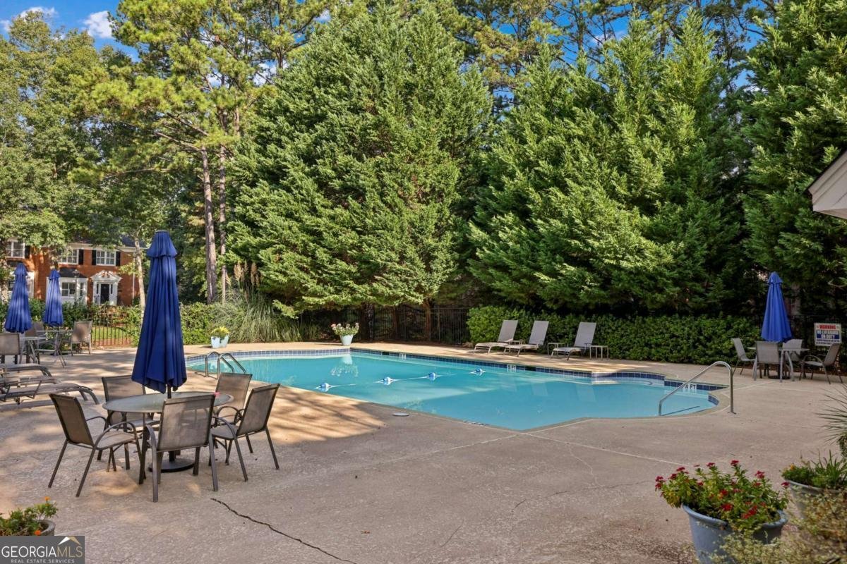 5436 Trentham Drive Atlanta - 25