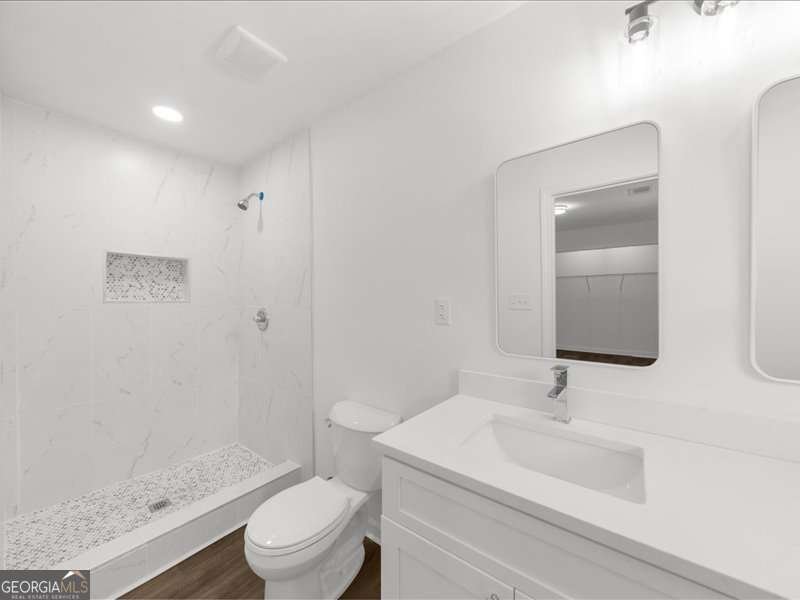 2719 Kings Park Circle Decatur - 41