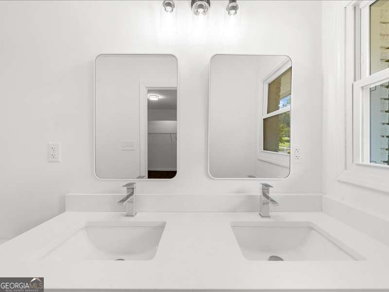 2719 Kings Park Circle Decatur - 42