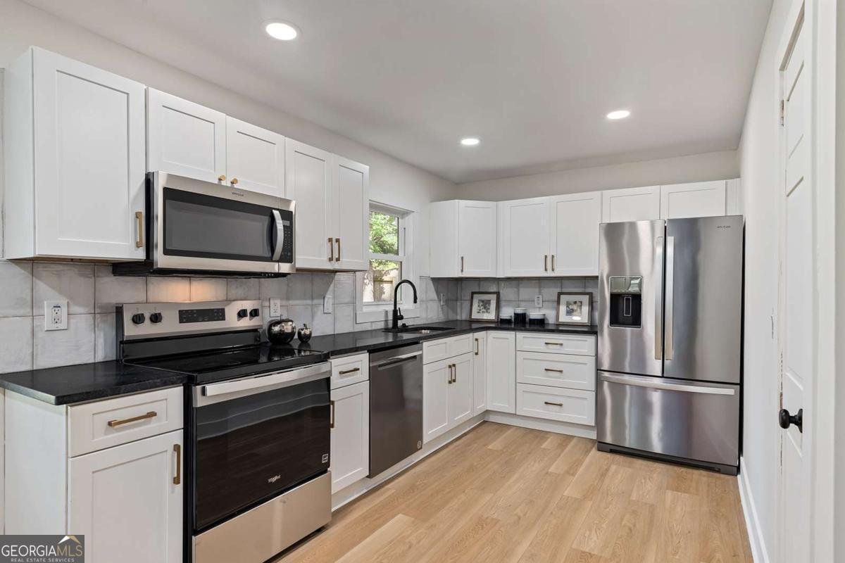 1942 Vance Drive Atlanta - 4