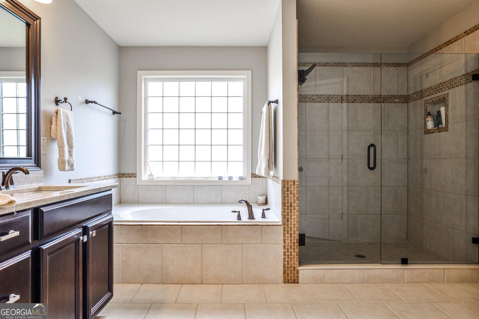 8265 Scuffle Bridge Lane Cumming - 25