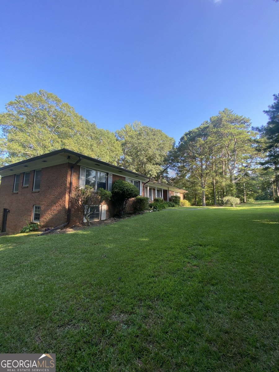 563 Highway 279 Fayetteville - 17