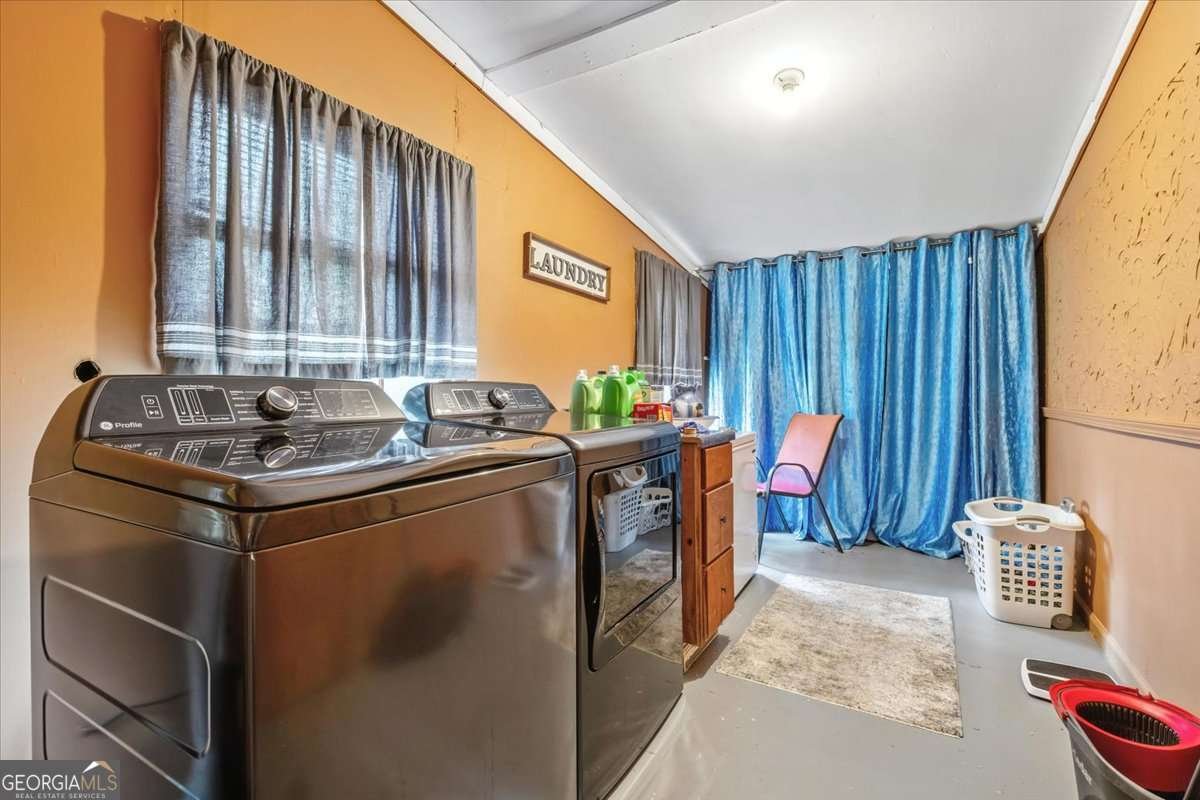 241 Riverbend Drive Plainville - 17