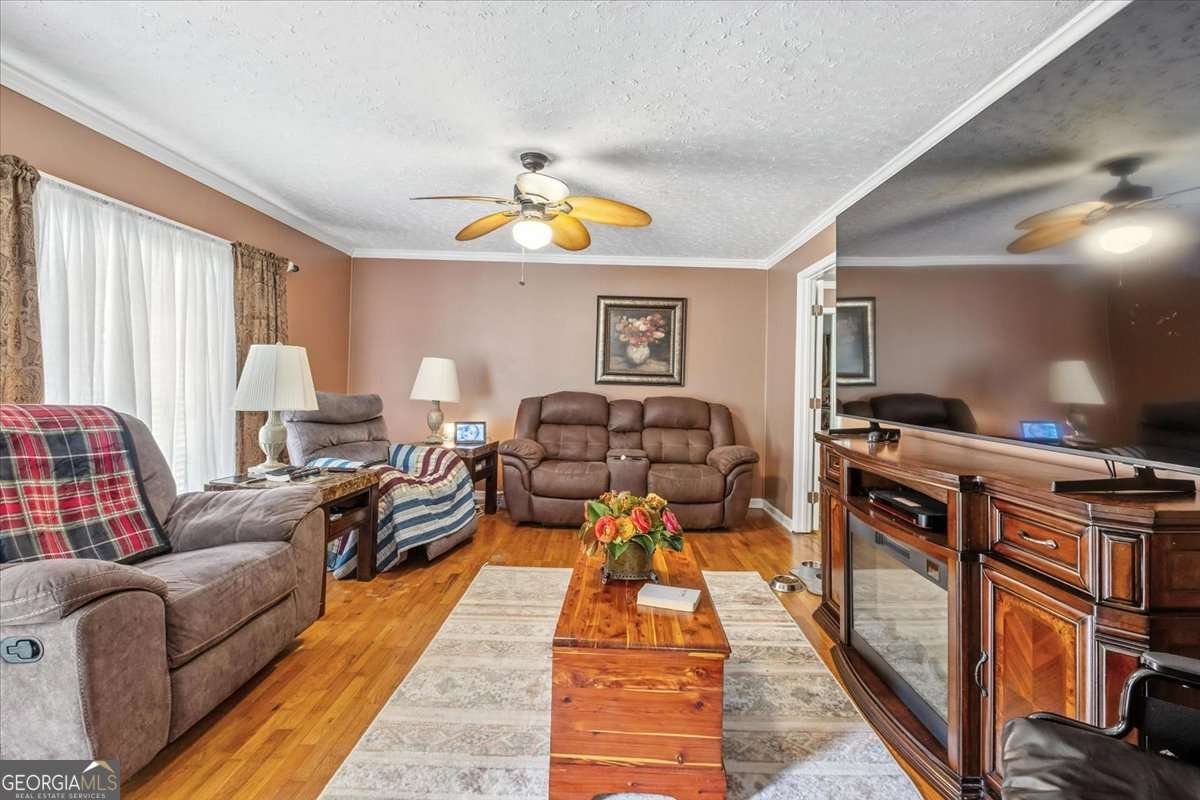 241 Riverbend Drive Plainville - 21