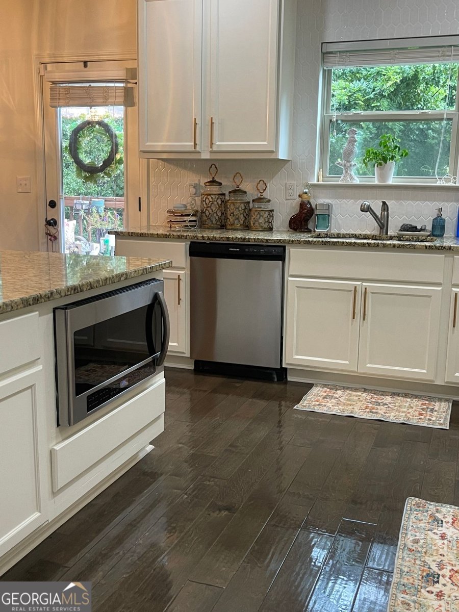 4310 HENRY Snellville - 3