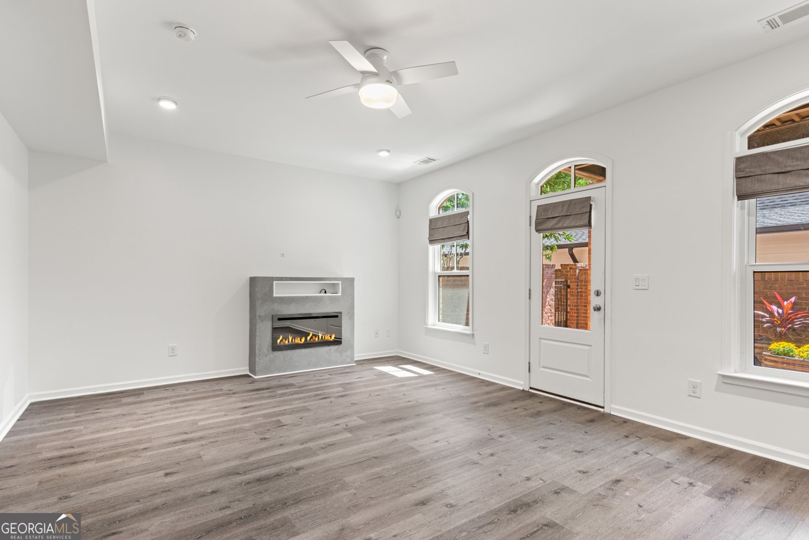 410 Canton Walk Roswell - 11