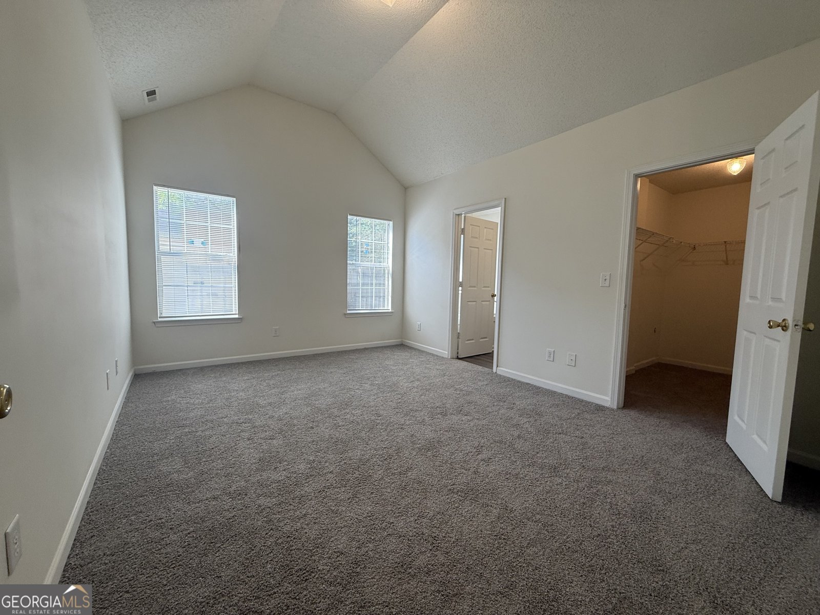 5689 ISLEWORTH Way College Park - 11