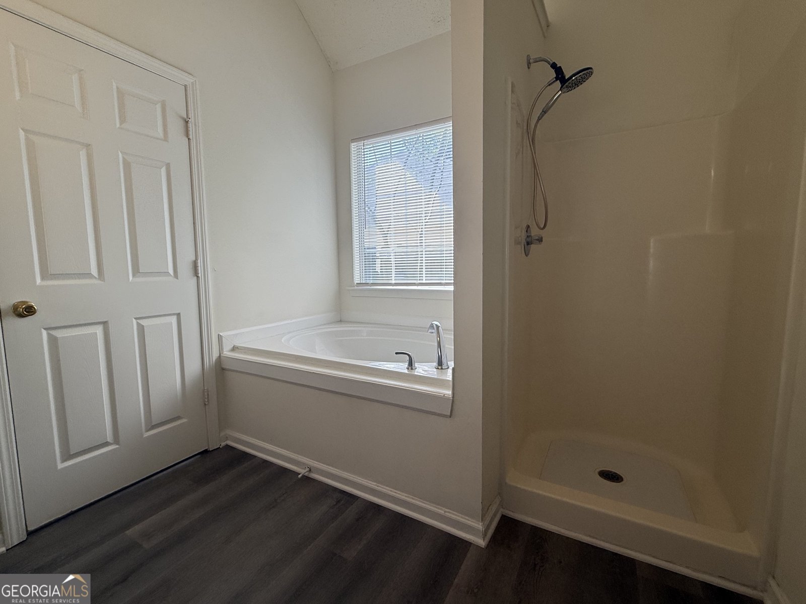 5689 ISLEWORTH Way College Park - 15