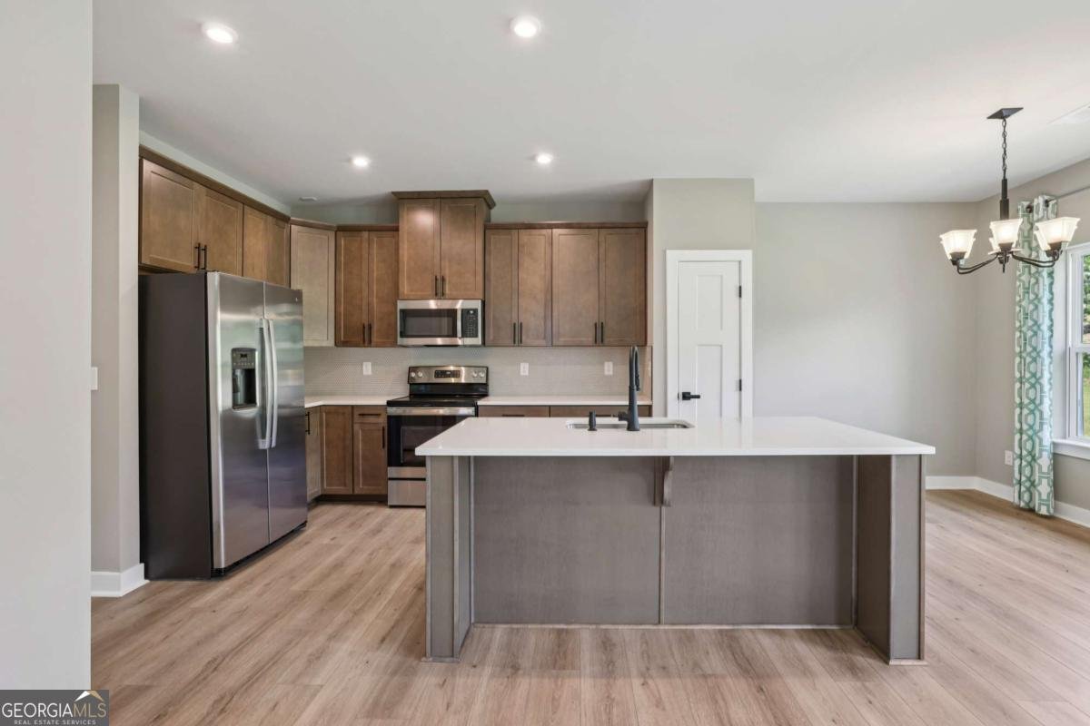 39 Club View Drive Hoschton - 10