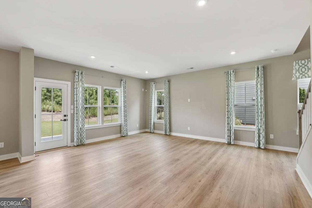 39 Club View Drive Hoschton - 7