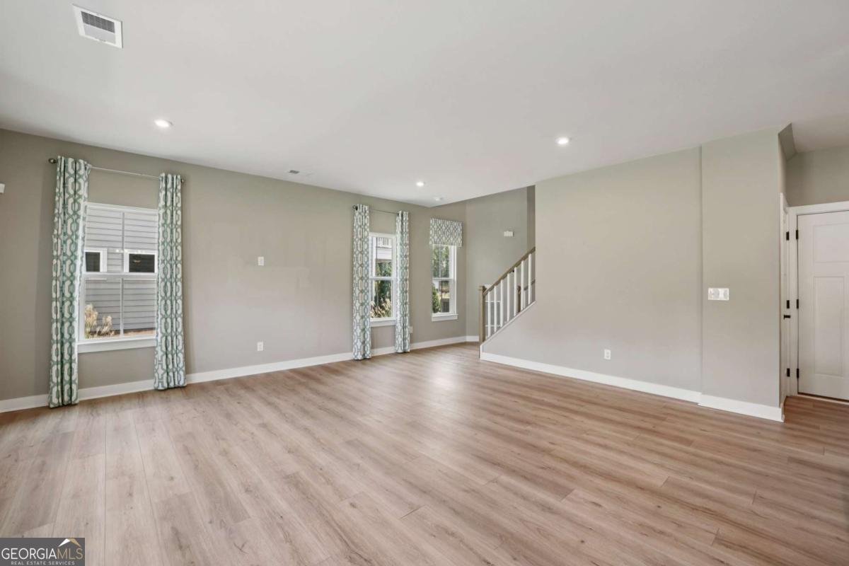 39 Club View Drive Hoschton - 8