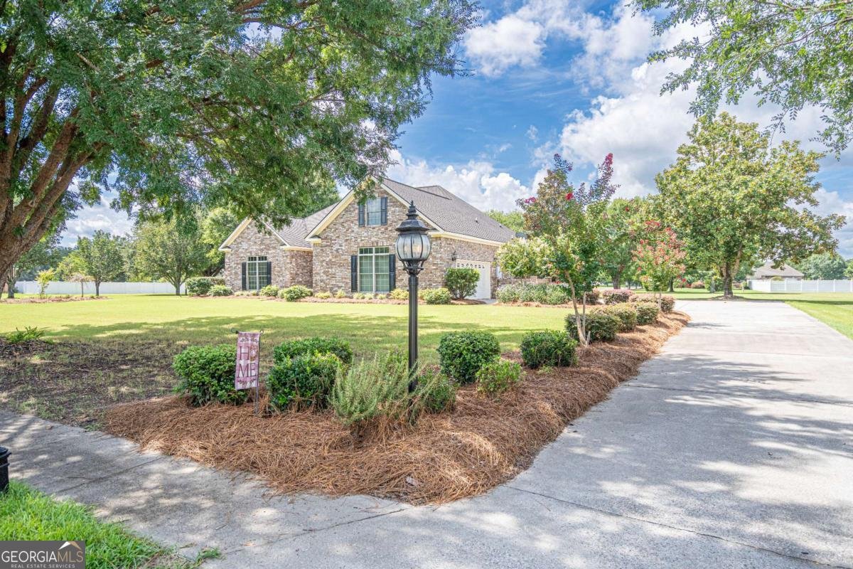 301 Flat Bush Drive Guyton - 1