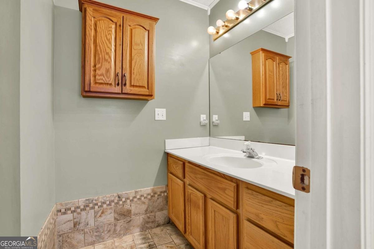 5345 Nicklesville Road Resaca - 47