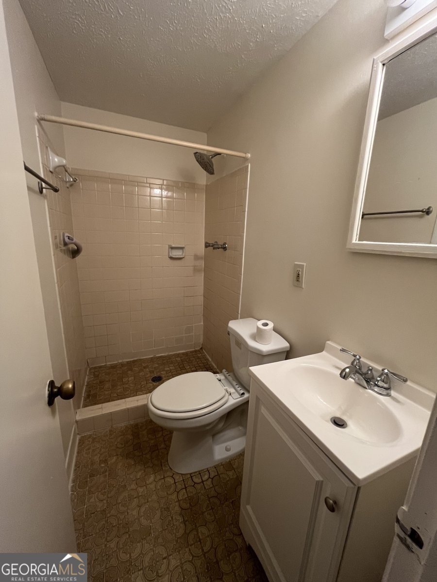 2069 Swan Court Riverdale - 16