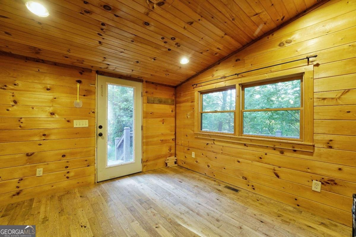 192 Bushy Head Road Cherry Log - 17