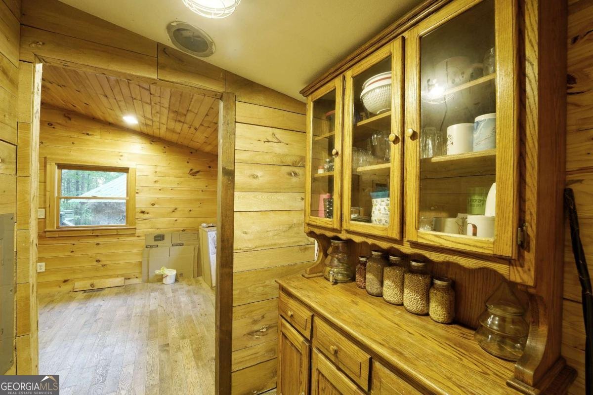 192 Bushy Head Road Cherry Log - 31