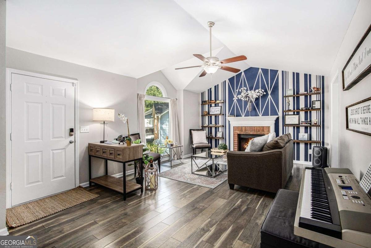 5069 Glendora Drive Powder Springs - 1