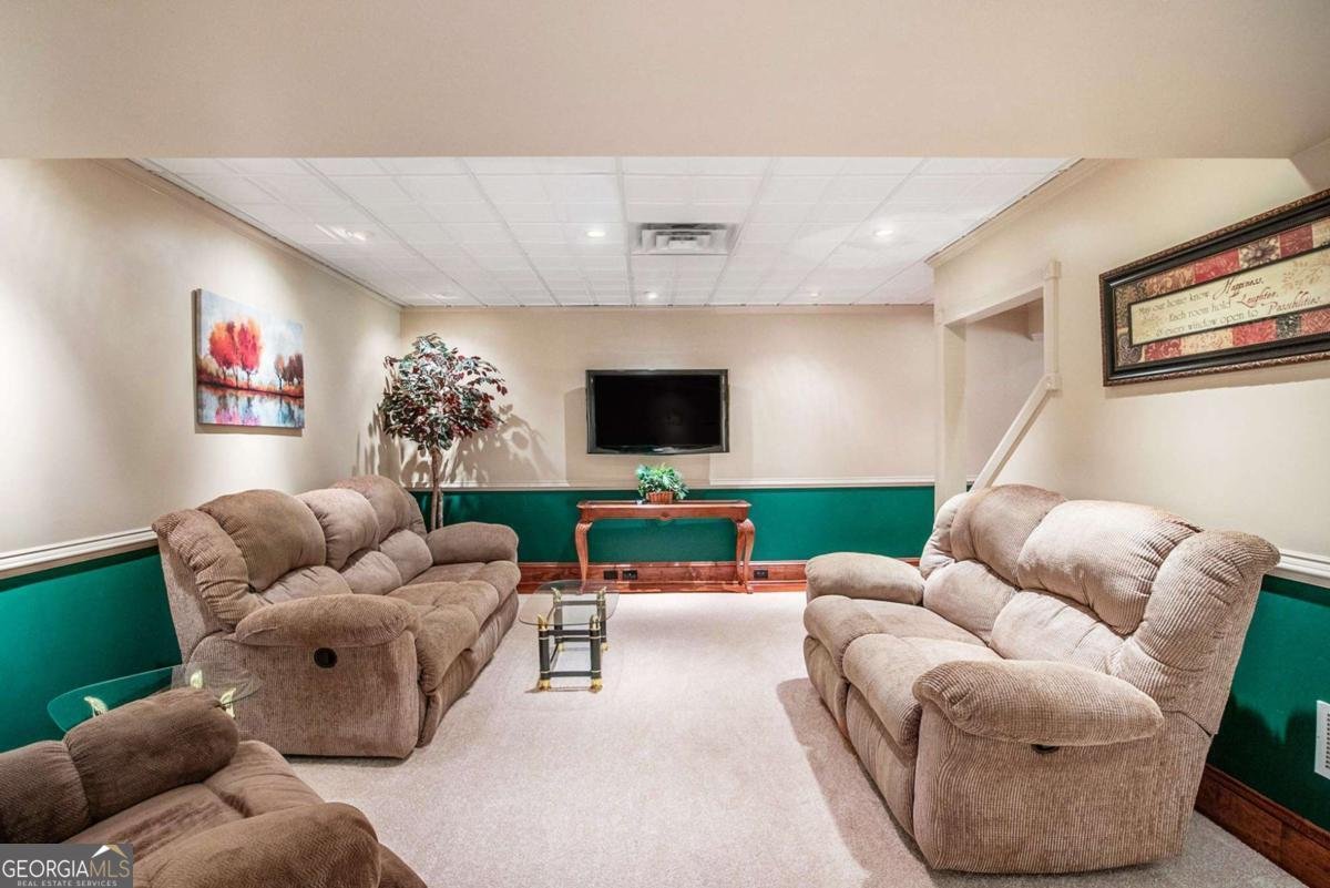 811 Leonard Court Lawrenceville - 32