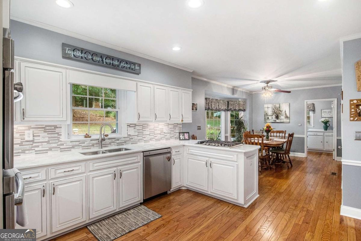 811 Leonard Court Lawrenceville - 9