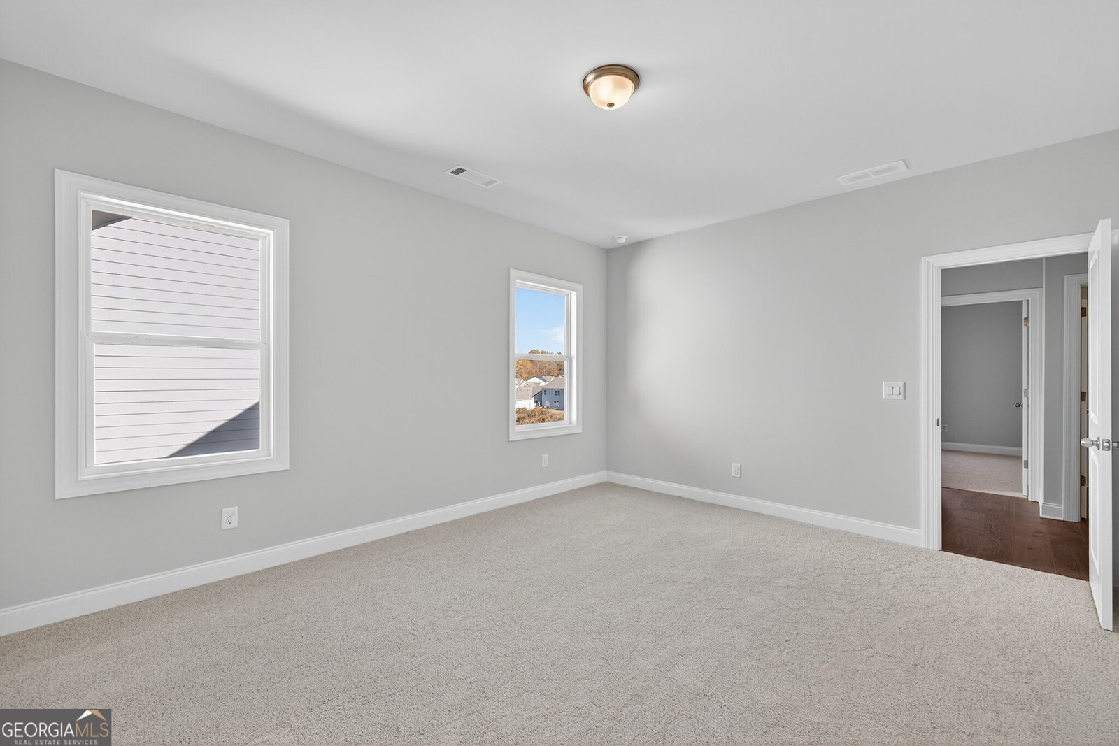 5583 Spring Street Flowery Branch - 37